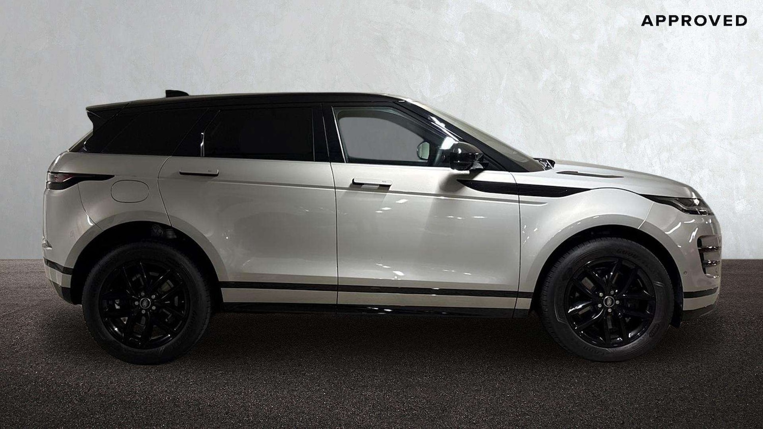 Used Land Rover Range Rover Evoque 2025 for sale - 76564440: Photo 5