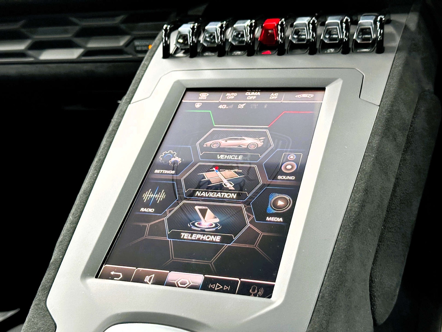 Used Lamborghini Huracan 2023 for sale - 76830191: Photo 14