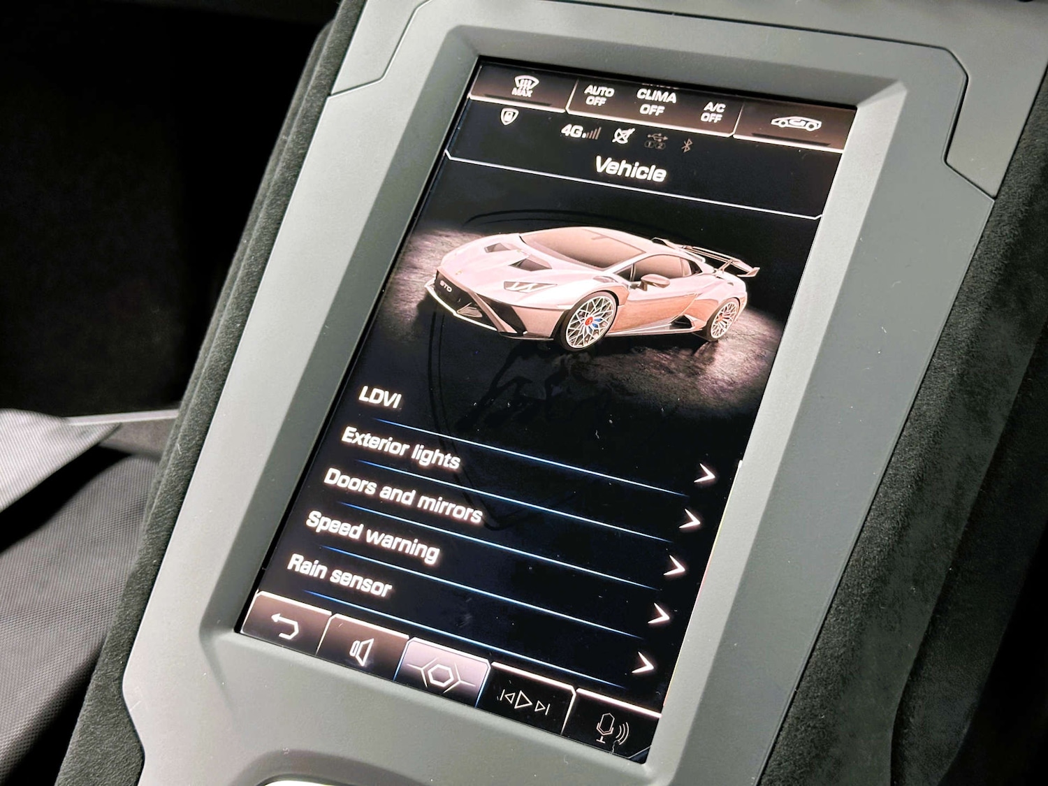 Used Lamborghini Huracan 2023 for sale - 76830191: Photo 17