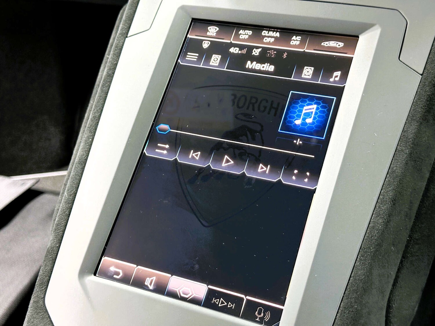 Used Lamborghini Huracan 2023 for sale - 76830191: Photo 18