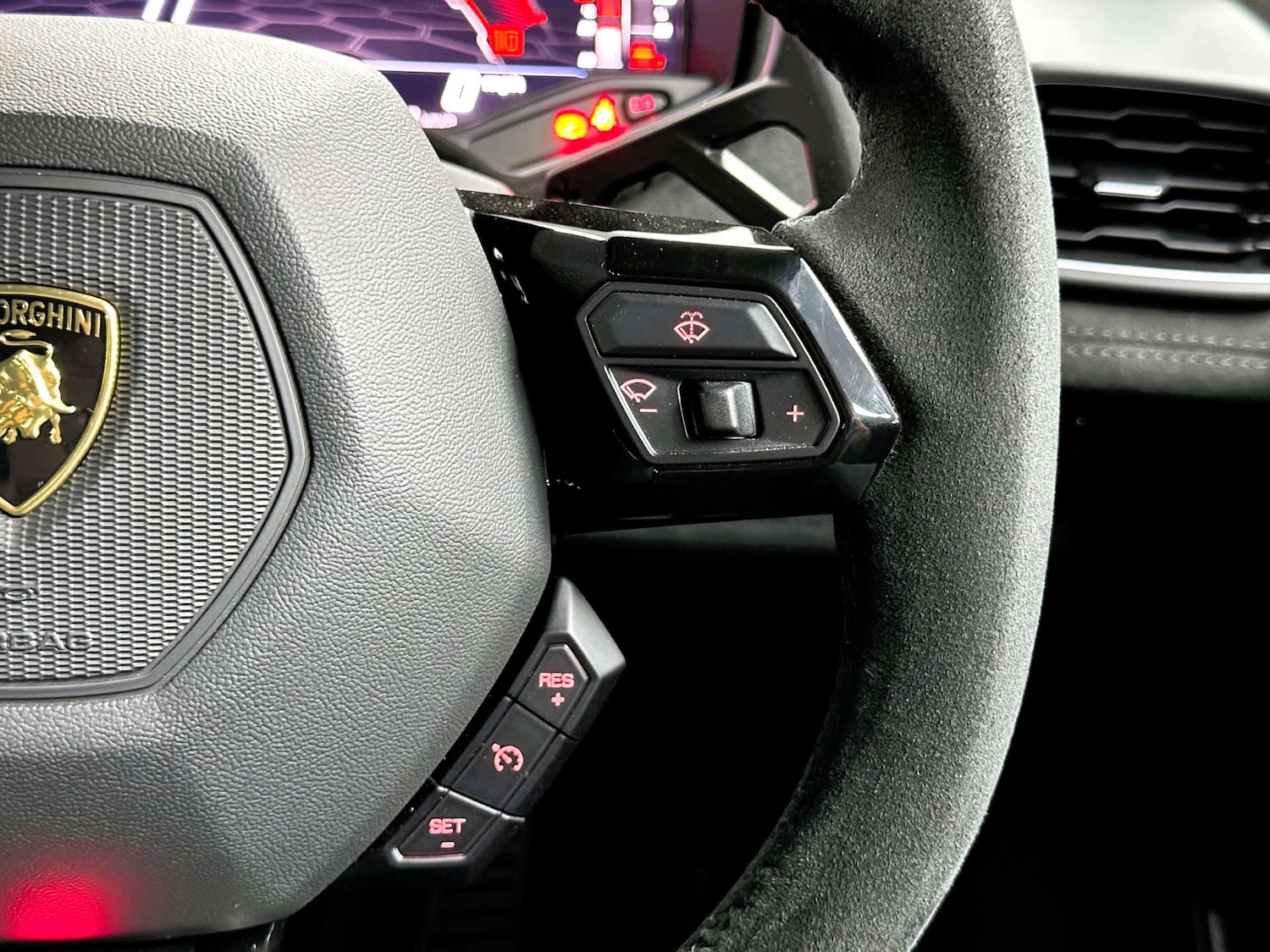 Used Lamborghini Huracan 2023 for sale - 76830191: Photo 21