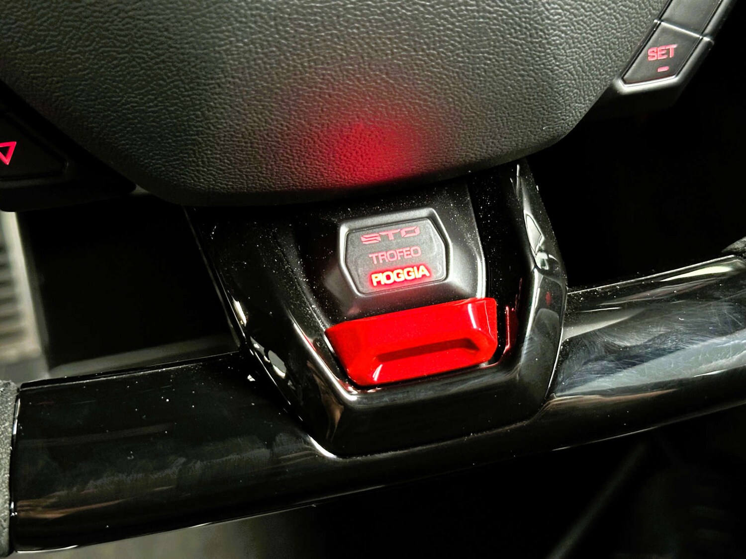 Used Lamborghini Huracan 2023 for sale - 76830191: Photo 22