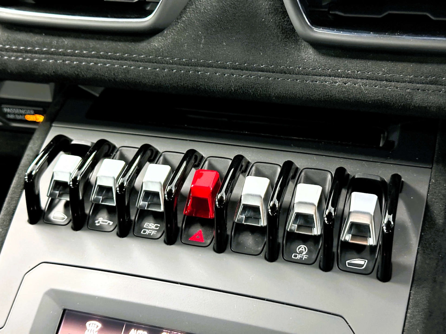 Used Lamborghini Huracan 2023 for sale - 76830191: Photo 23