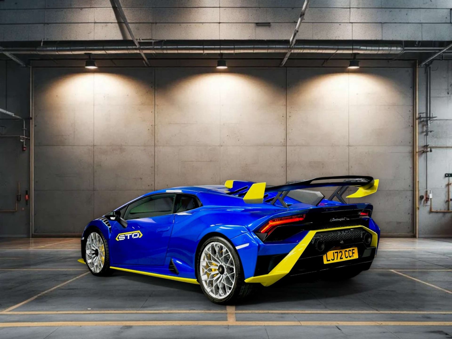 Used Lamborghini Huracan 2023 for sale - 76830191: Photo 3