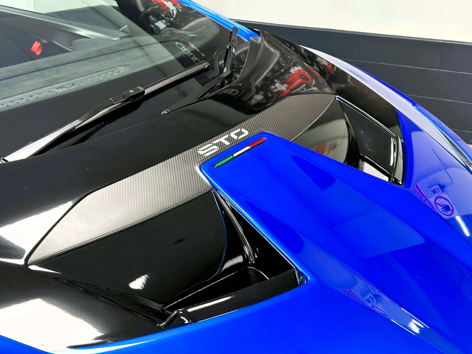 Used Lamborghini Huracan 2023 for sale - 76830191: Photo 32