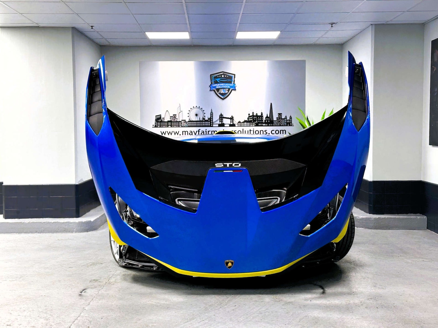 Used Lamborghini Huracan 2023 for sale - 76830191: Photo 39