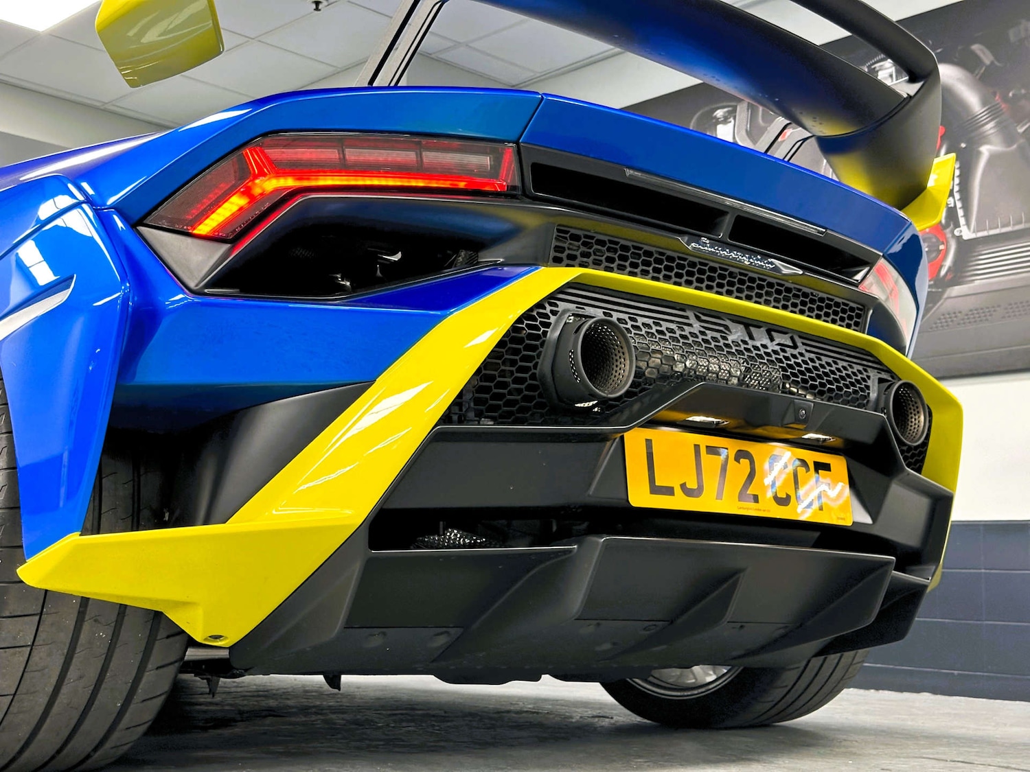 Used Lamborghini Huracan 2023 for sale - 76830191: Photo 43