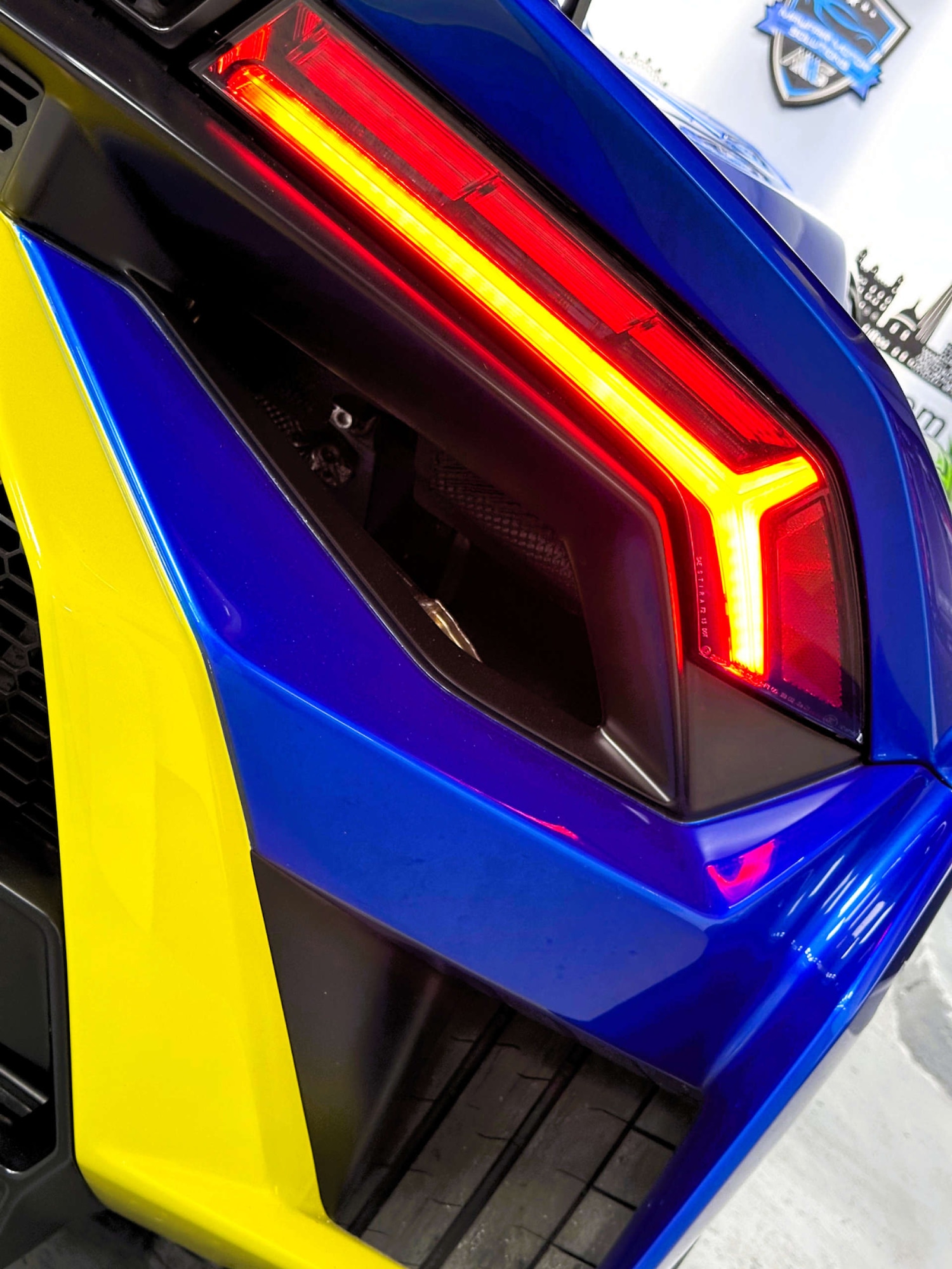 Used Lamborghini Huracan 2023 for sale - 76830191: Photo 52