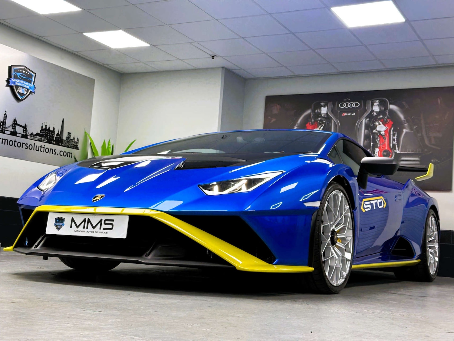 Used Lamborghini Huracan 2023 for sale - 76830191: Photo 54