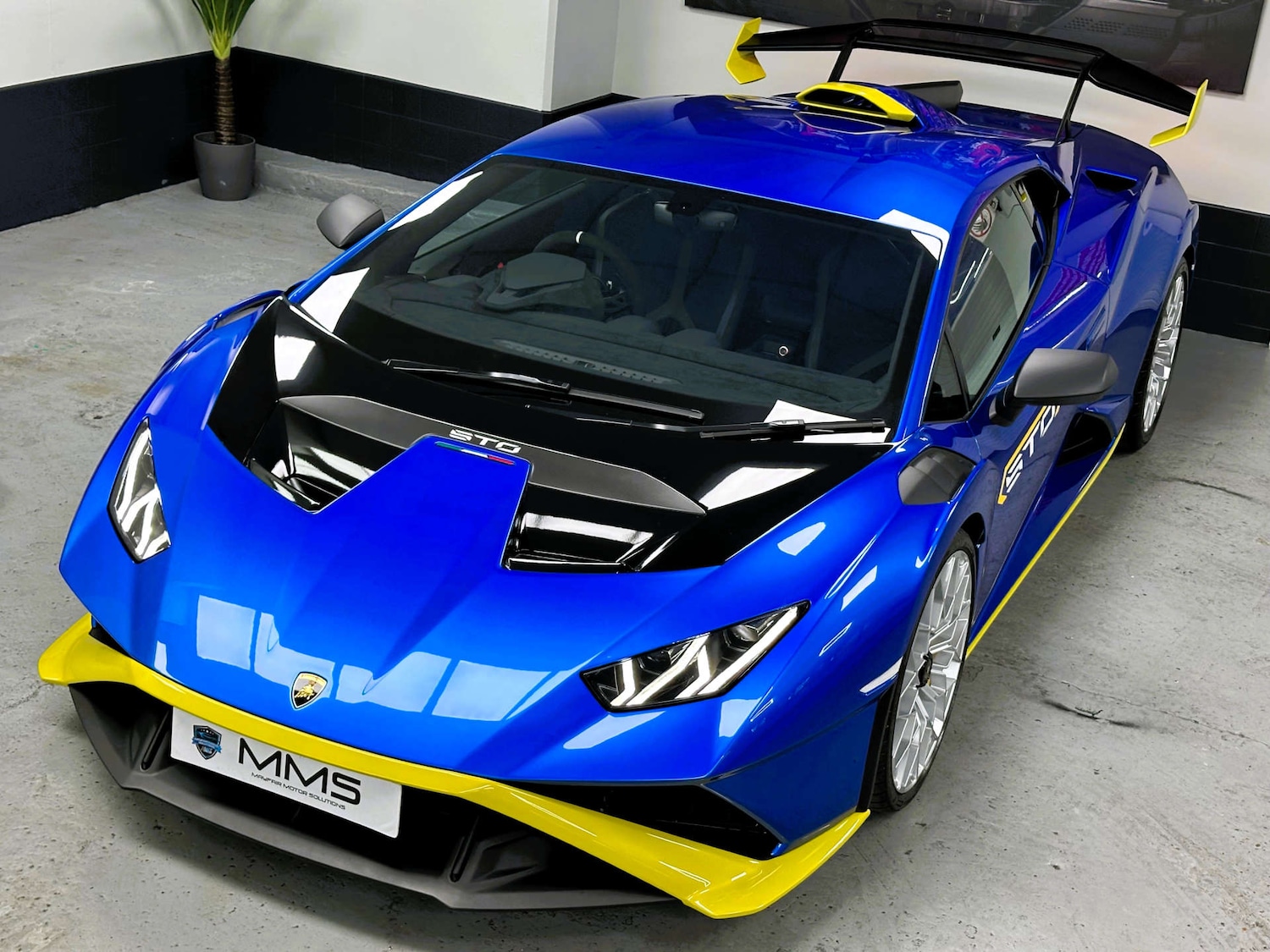 Used Lamborghini Huracan 2023 for sale - 76830191: Photo 55