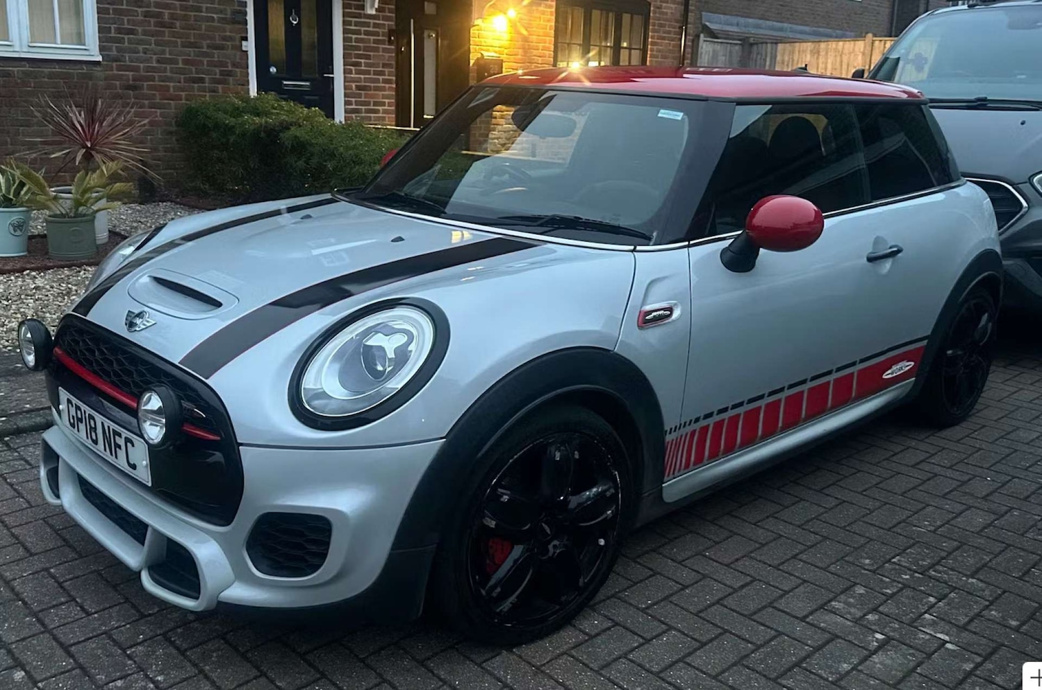 Used MINI Hatch 2018 for sale - 77946374: Photo 2