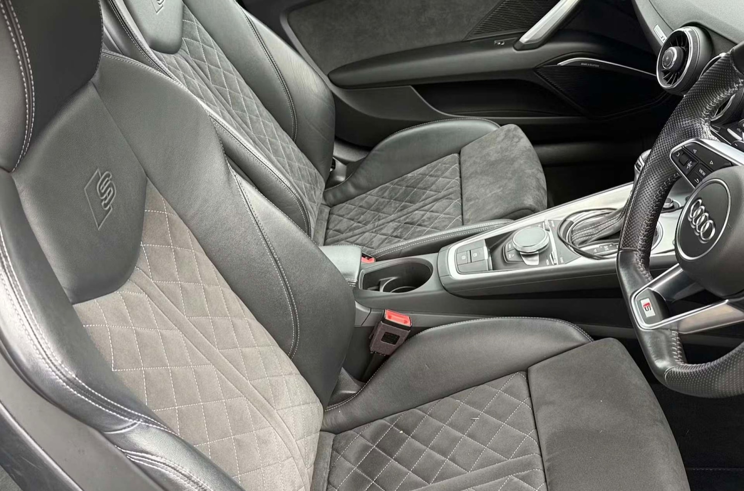 Used Audi TT 2021 for sale - 77035692: Photo 3