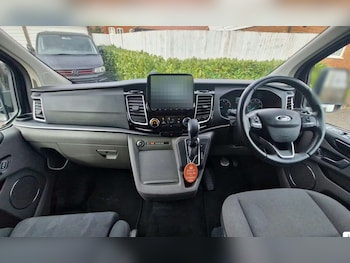 Used Ford Tourneo Custom 2018 for sale - 78039643: Photo