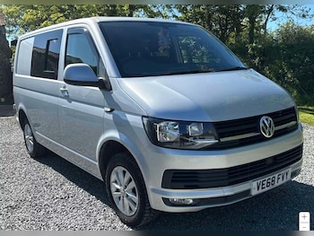Used Volkswagen Transporter 2019 for sale - 78632399: Photo