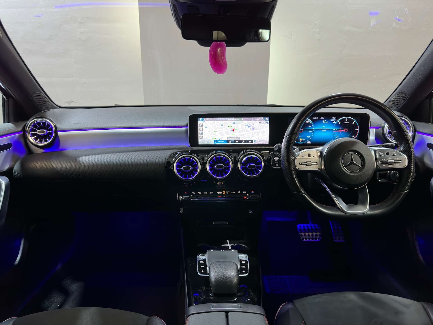 Used Mercedes-Benz A-Class 2019 for sale - 76971058: Photo 3