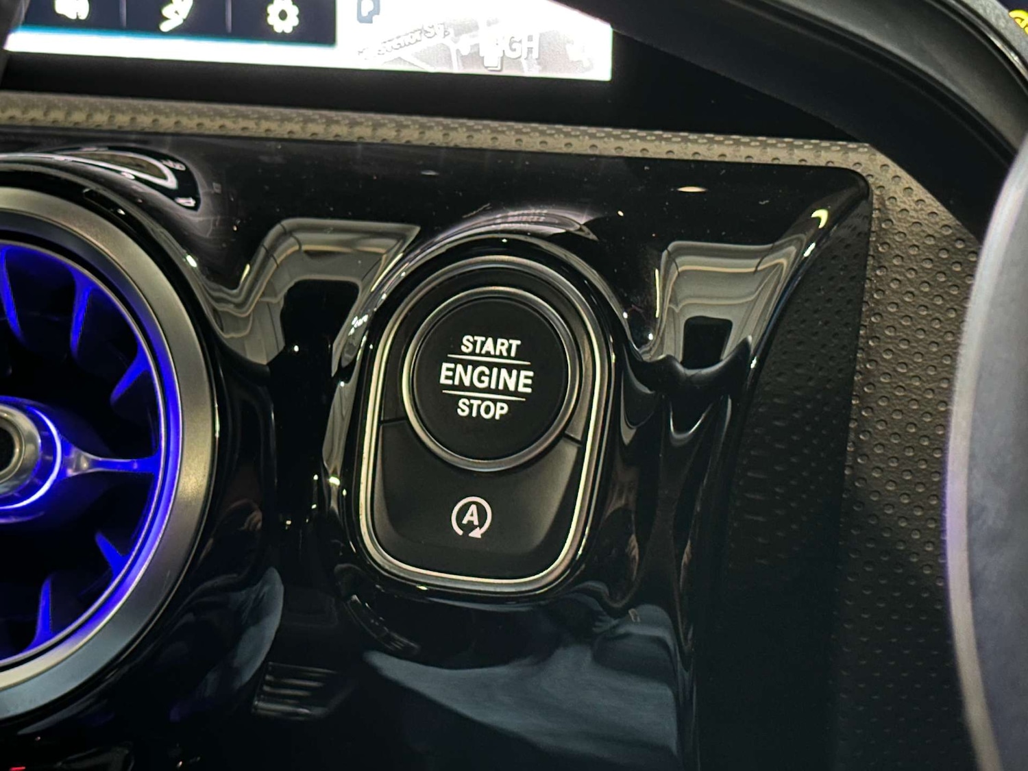 Used Mercedes-Benz A-Class 2019 for sale - 76971058: Photo 35