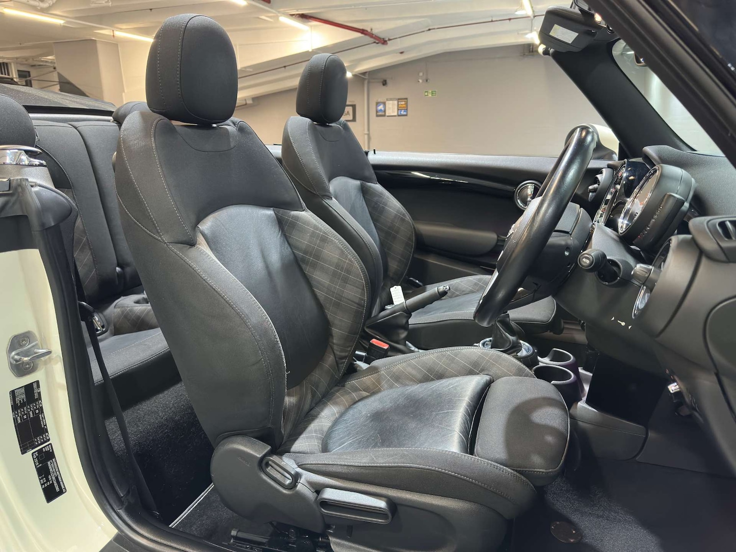 Used MINI Convertible 2016 for sale - 77049110: Photo 22