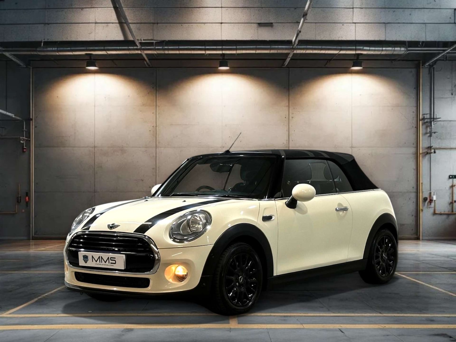 Used MINI Convertible 2016 for sale - 77049110: Photo 5