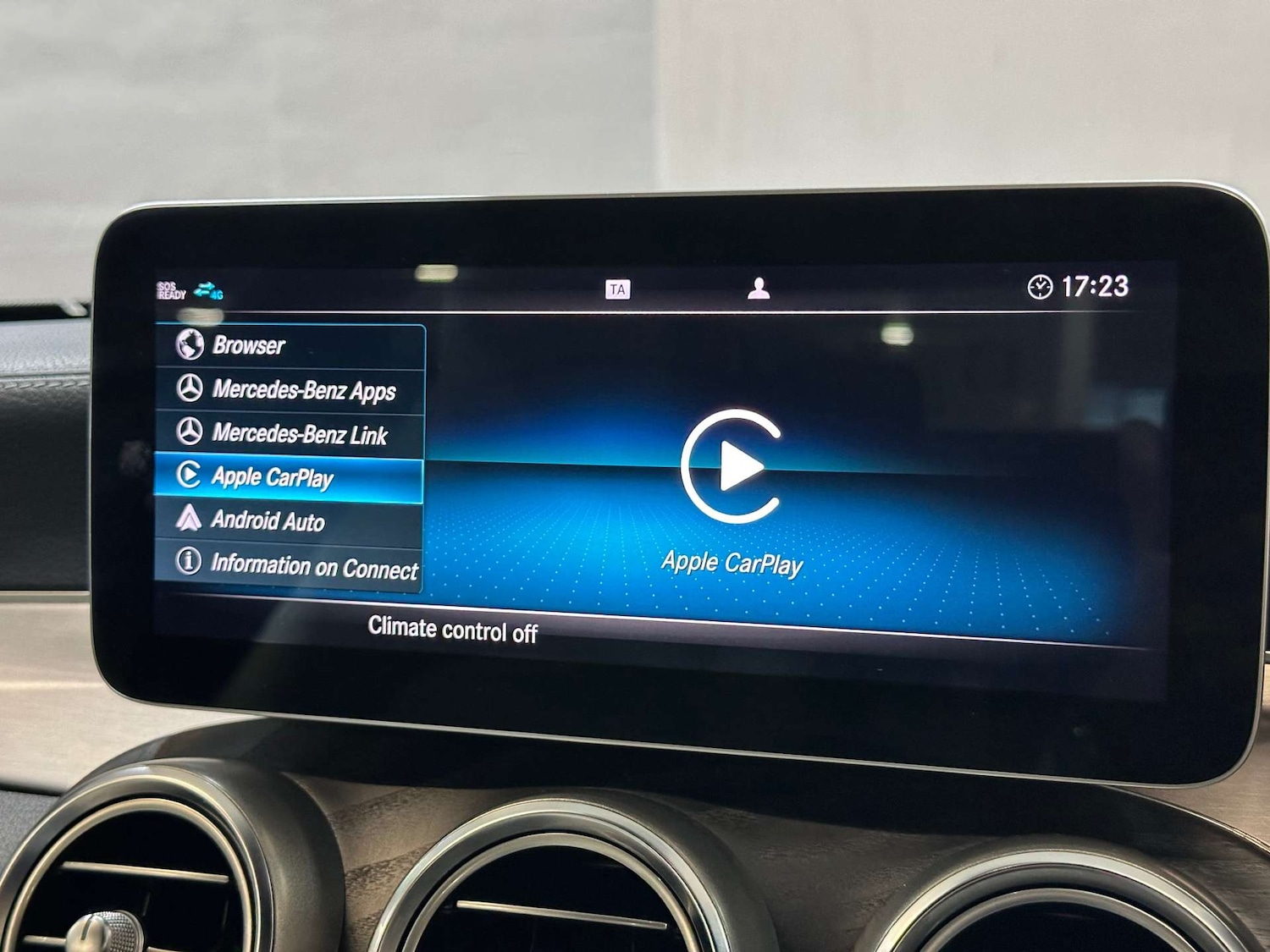 Used Mercedes-Benz C Class 2018 for sale - 76830141: Photo 28