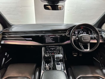 Used Audi Q7 2019 for sale - 76829991: Photo