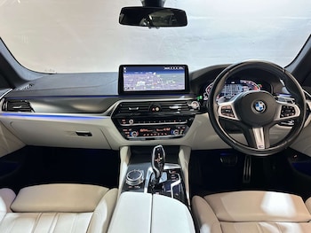 Used BMW 5 Series 2022 for sale - 79334907: Photo