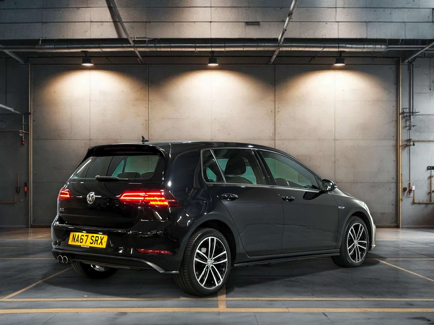 Used Volkswagen Golf 2017 for sale - 77061754: Photo 5