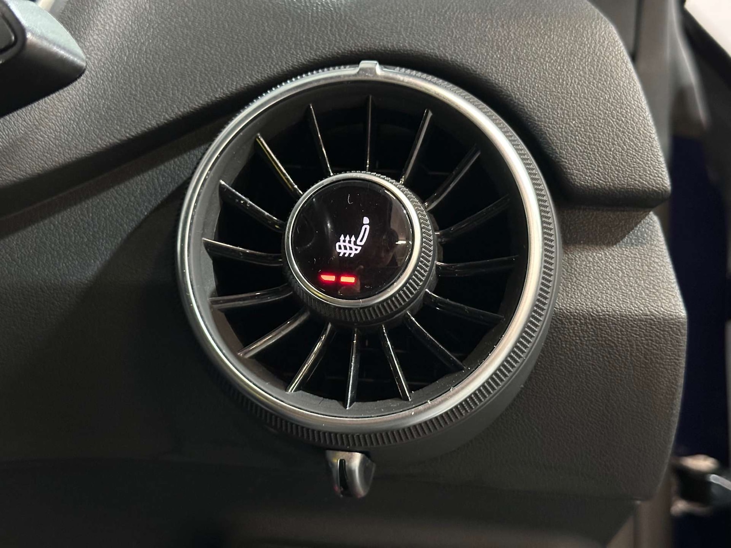 Used Audi TT 2015 for sale - 76830033: Photo 31