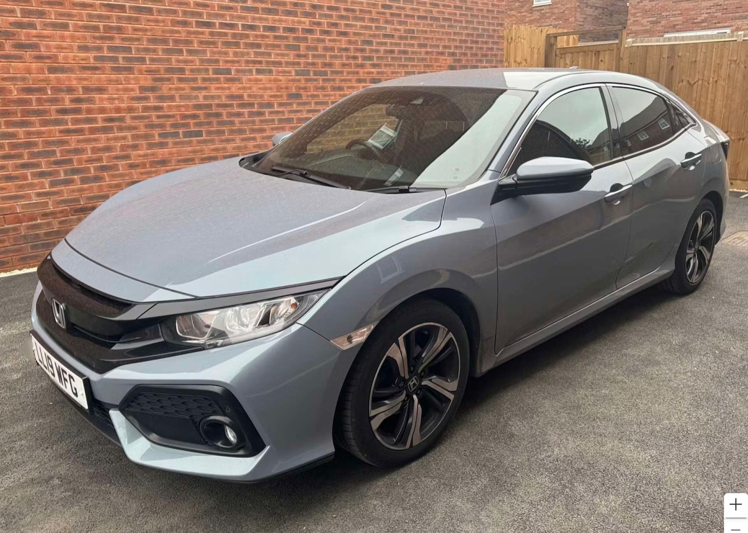 Used Honda Civic 2019 for sale - 77872440: Photo 2
