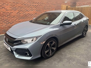 Used Honda Civic 2019 for sale - 77872440: Photo