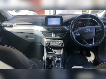 Used Ford Focus 2019 for sale - 78150129: Photo