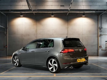 Used Volkswagen Golf 2019 for sale - 76829938: Photo