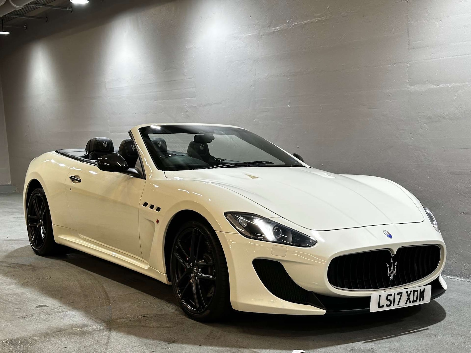 Used Maserati GranCabrio 2017 for sale - 77531850: Photo 16