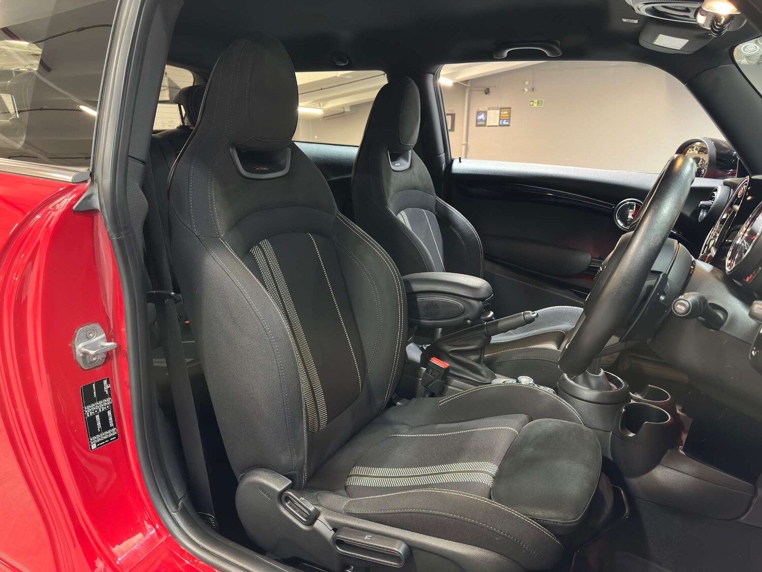 Used MINI Hatch 2019 for sale - 77035695: Photo 15