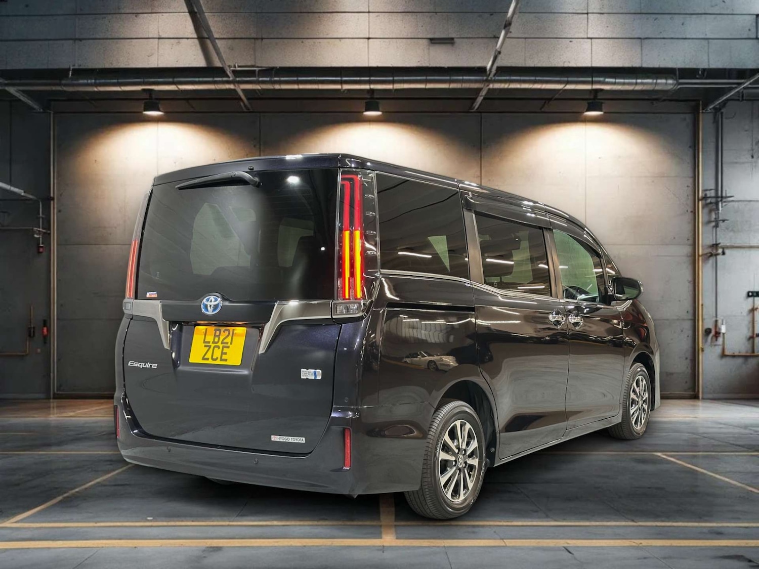 Used Toyota Noah 2025 for sale - 76830145: Photo 11