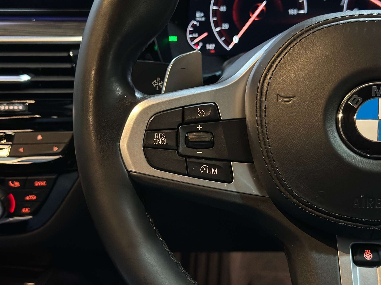 Used BMW 5 Series 2018 for sale - 77272757: Photo 29