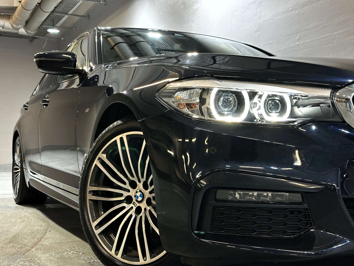 Used BMW 5 Series 2018 for sale - 77272757: Photo 40