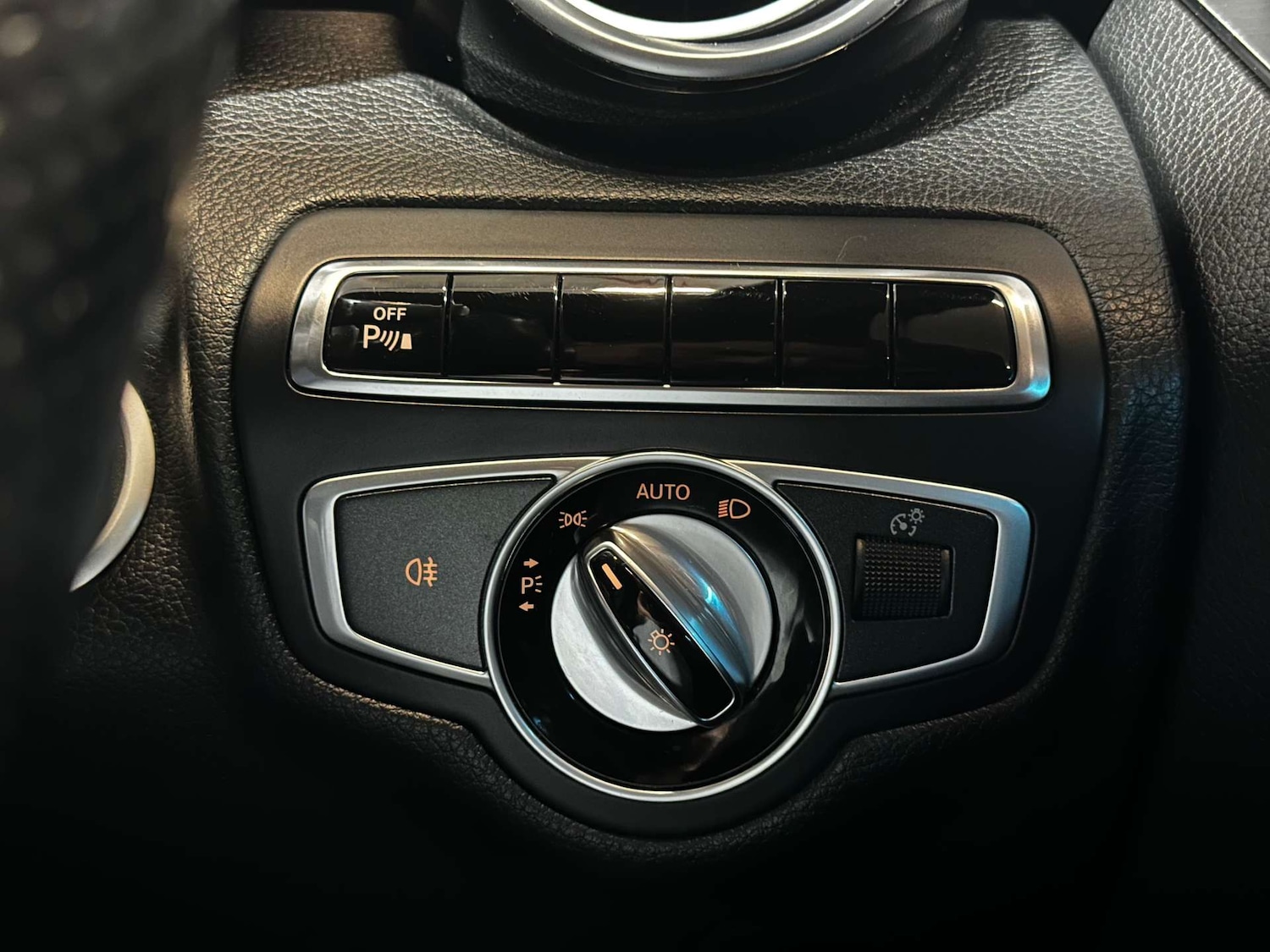 Used Mercedes-Benz C Class 2016 for sale - 77545009: Photo 34