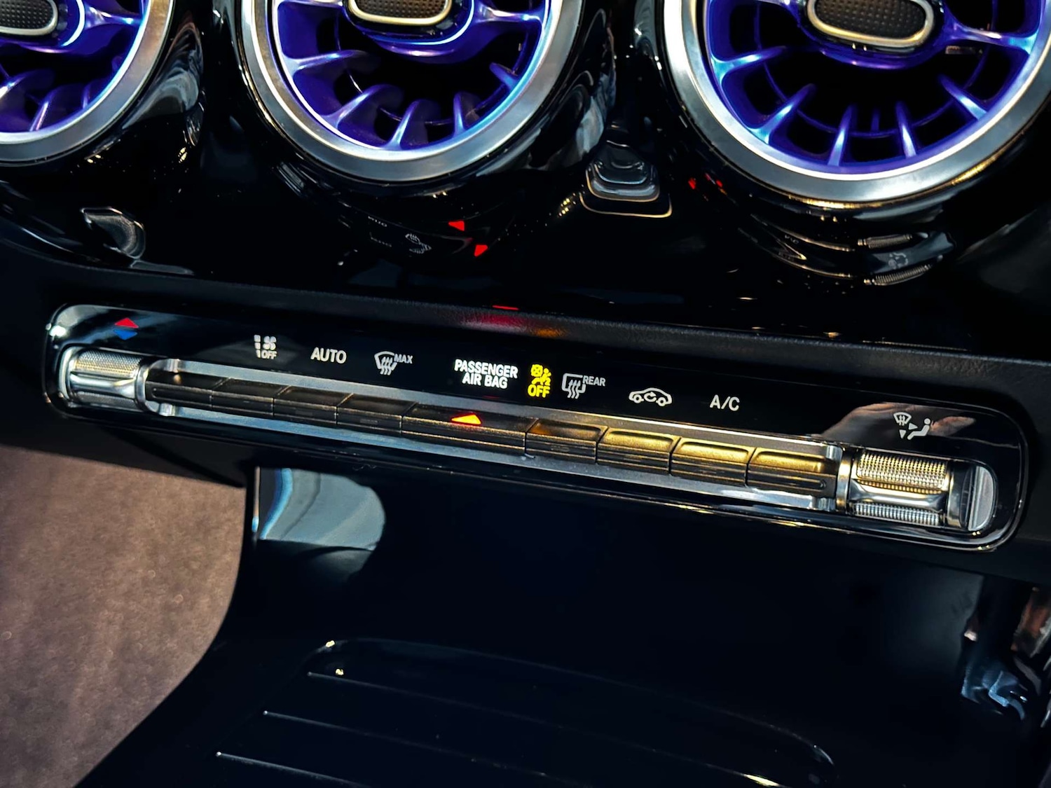 Used Mercedes-Benz A-Class 2023 for sale - 77581147: Photo 38