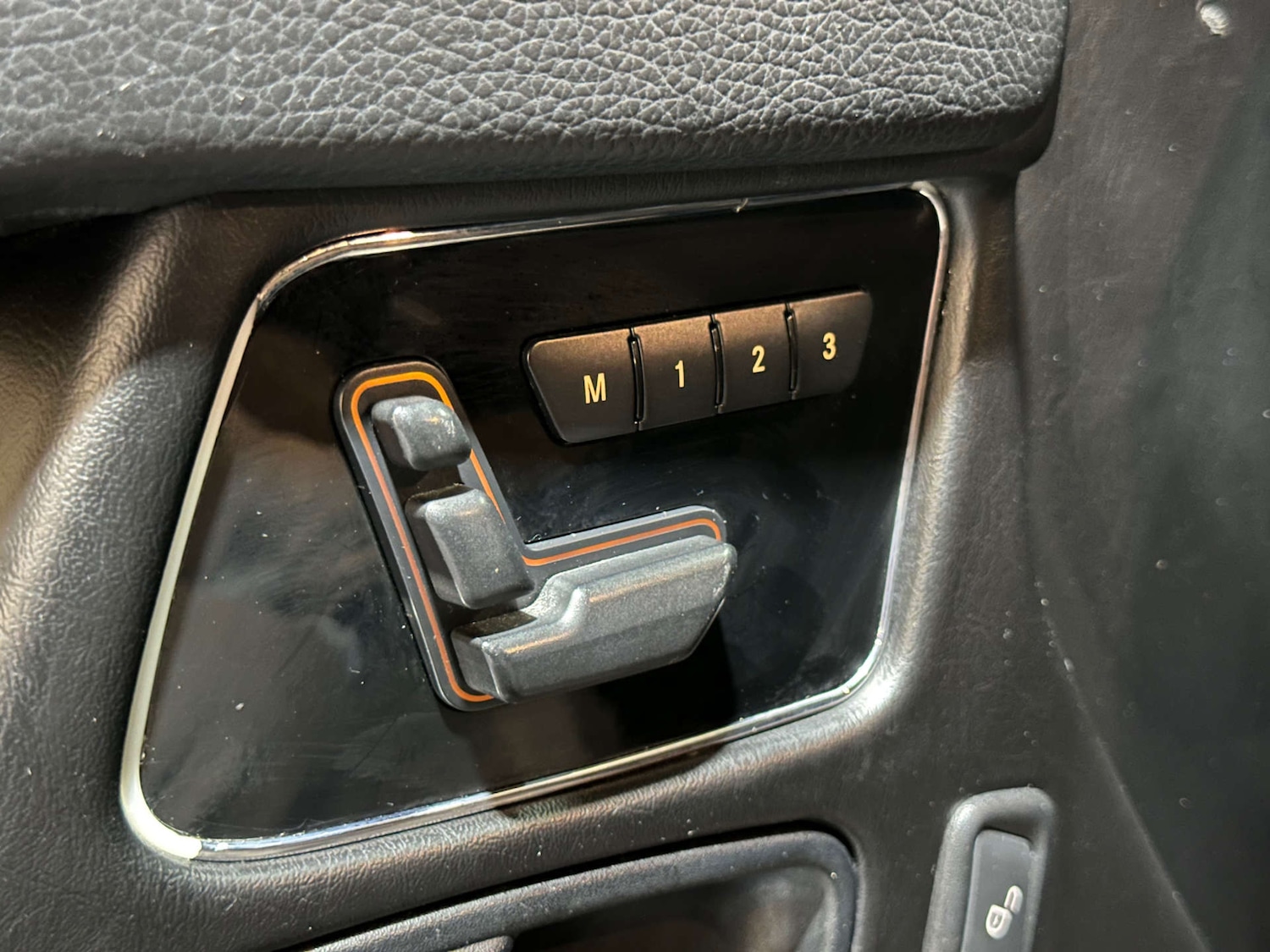 Used Mercedes-Benz G Class 2015 for sale - 76829954: Photo 38