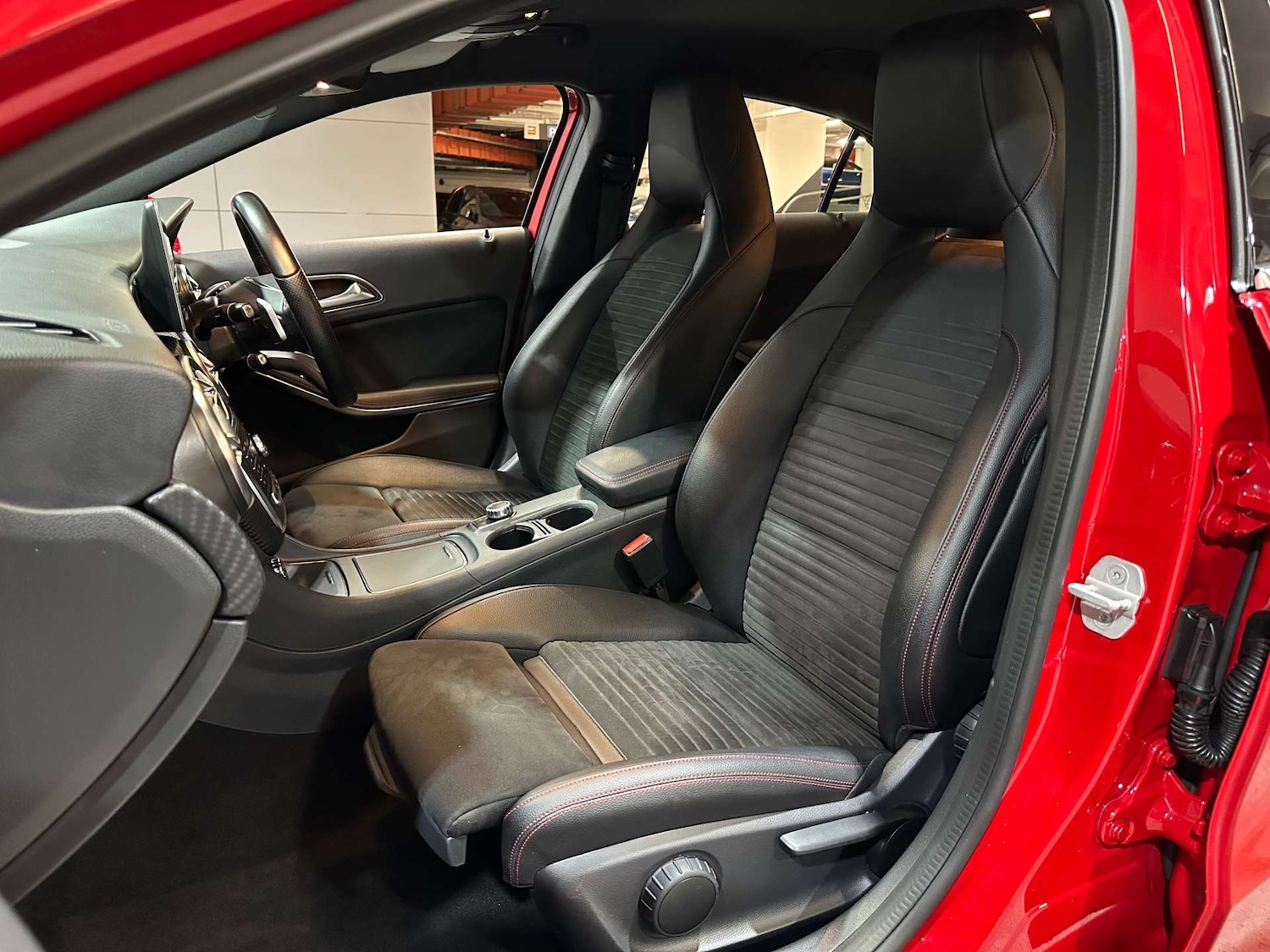 Used Mercedes-Benz A-Class 2018 for sale - 76829912: Photo 19