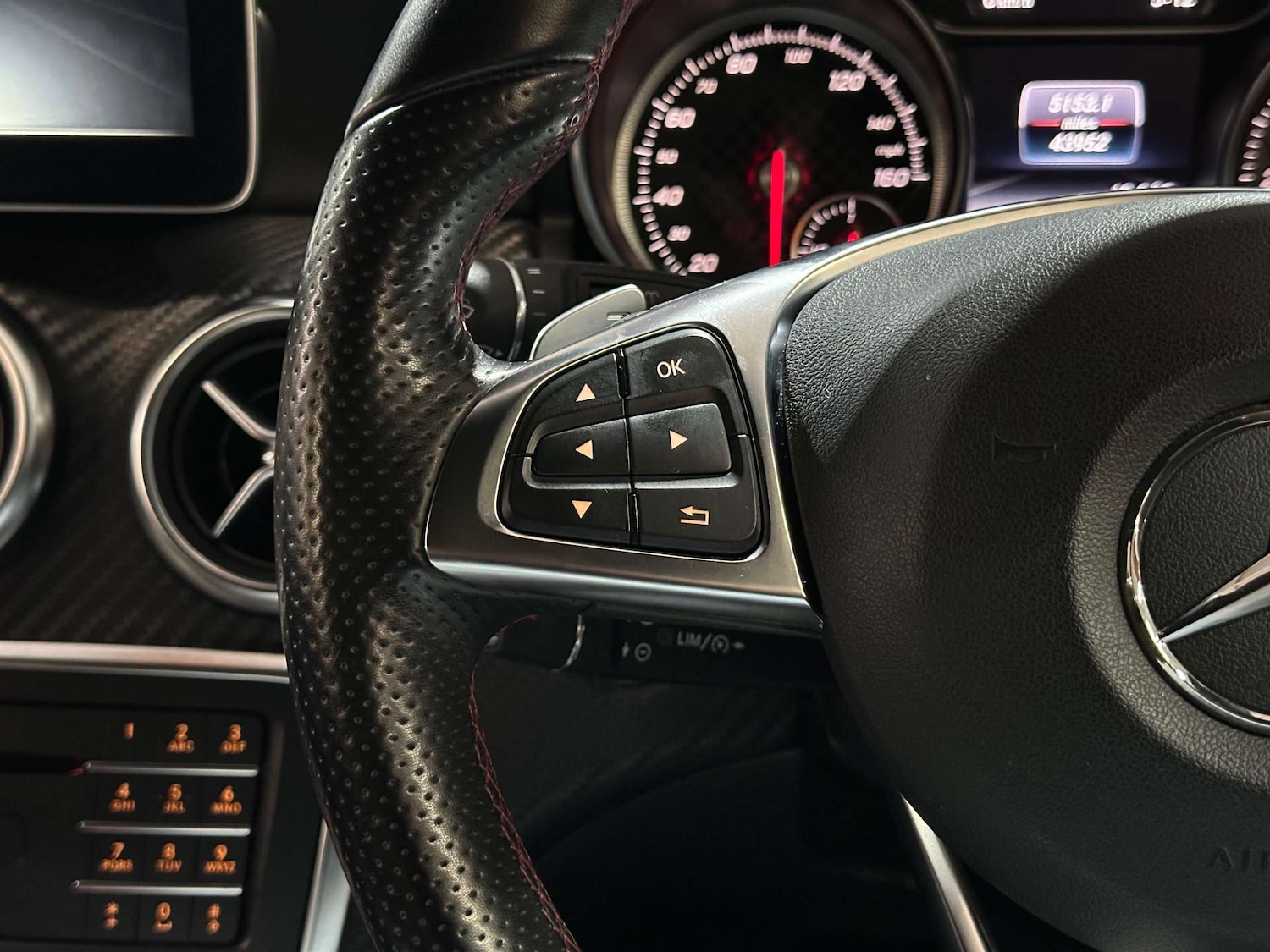 Used Mercedes-Benz A-Class 2018 for sale - 76829912: Photo 28