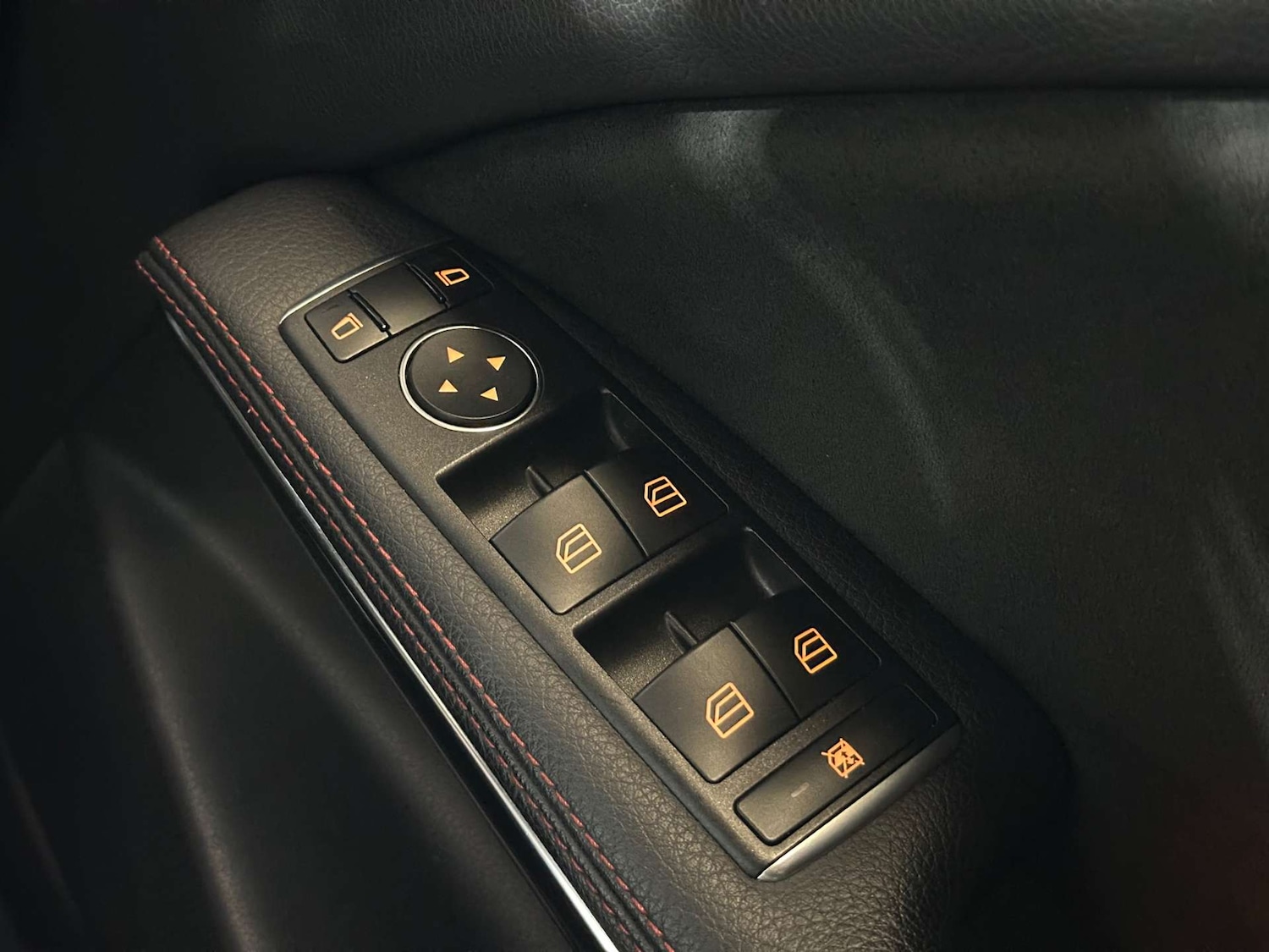 Used Mercedes-Benz A-Class 2018 for sale - 76829912: Photo 35