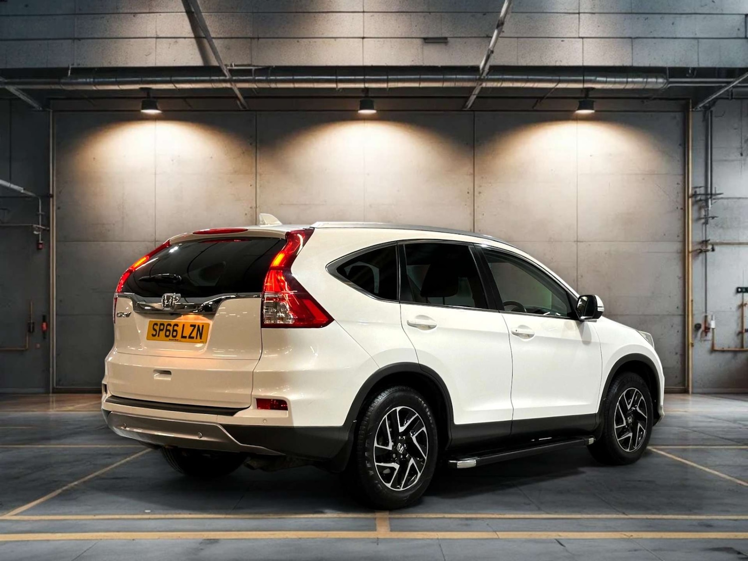 Used Honda CR-V 2016 for sale - 76830043: Photo 4