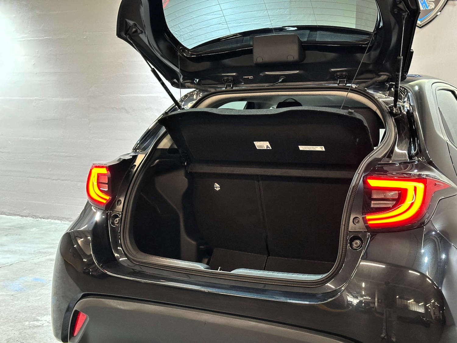 Used Toyota Yaris 2021 for sale - 76829940: Photo 14