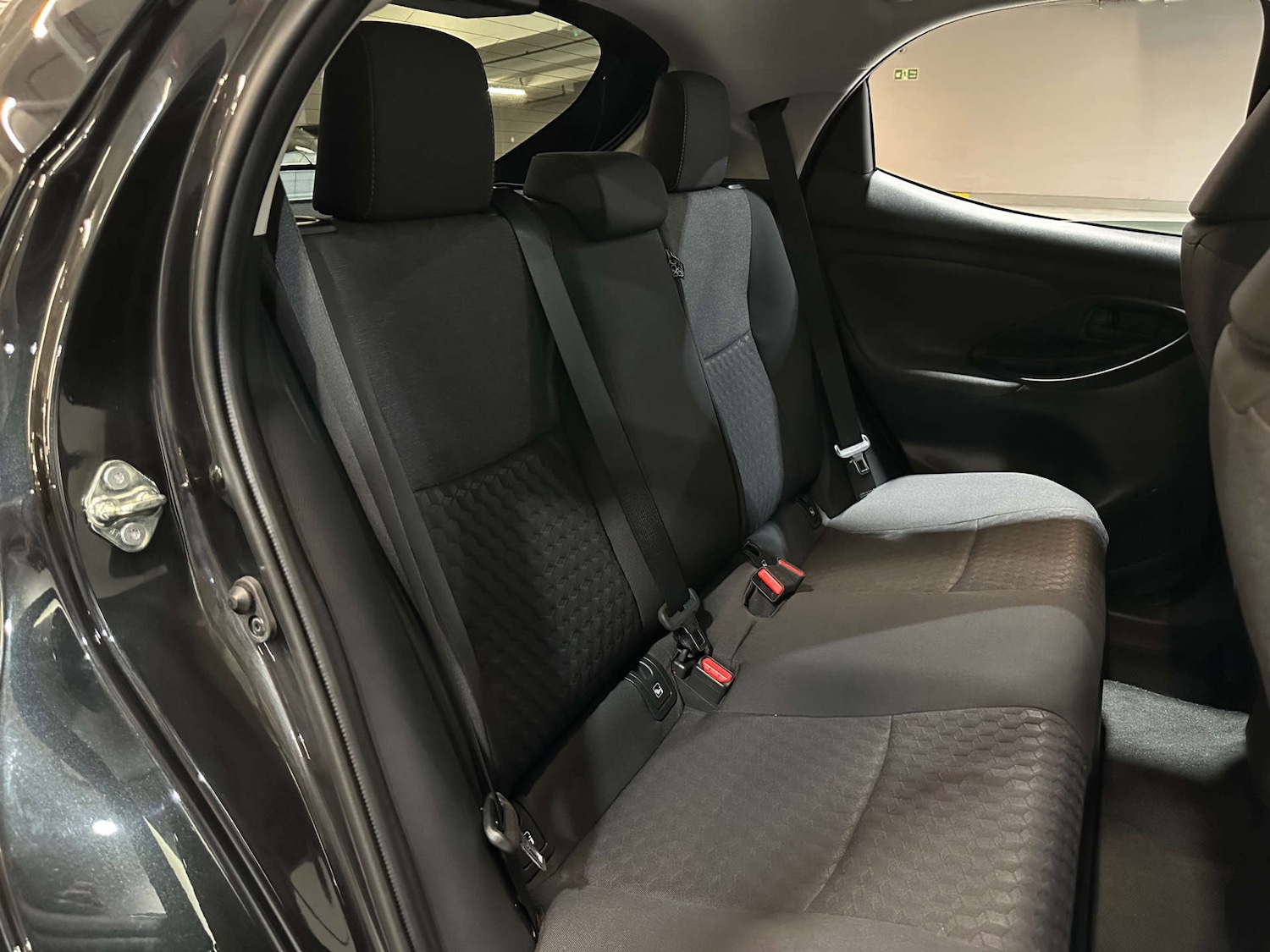 Used Toyota Yaris 2021 for sale - 76829940: Photo 20