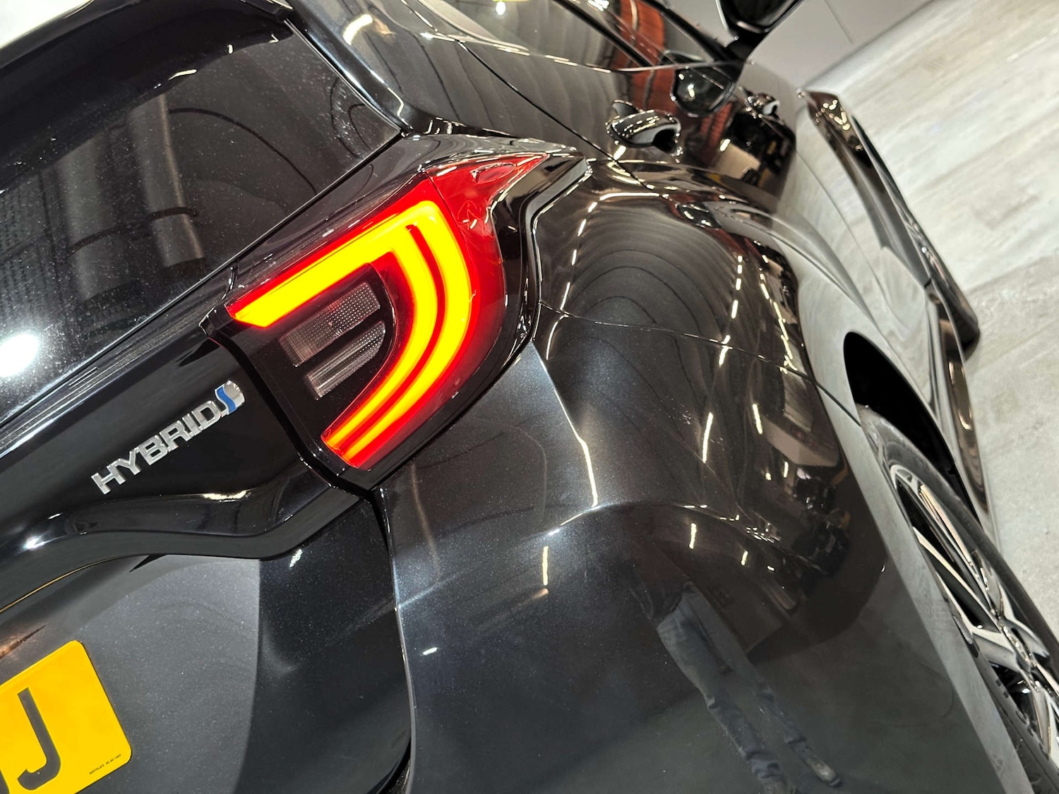 Used Toyota Yaris 2021 for sale - 76829940: Photo 42