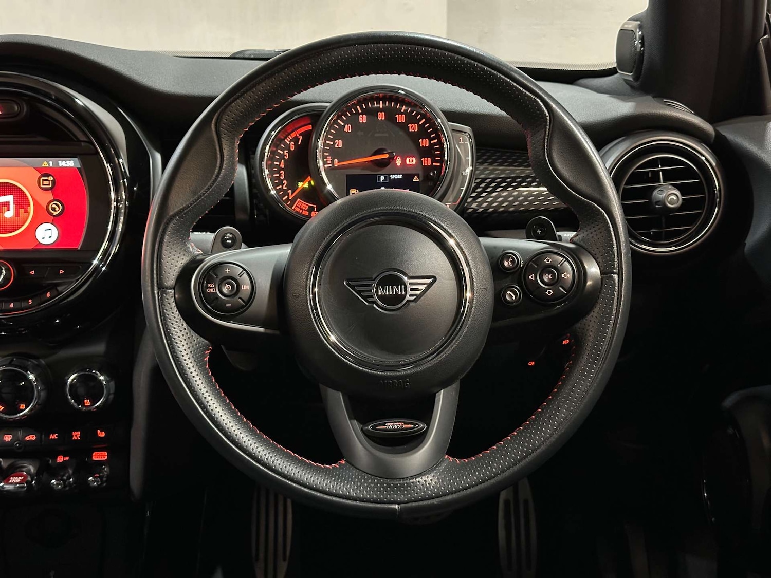 Used MINI Hatch 2019 for sale - 76830184: Photo 19