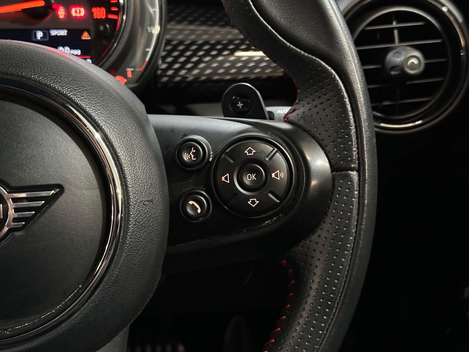 Used MINI Hatch 2019 for sale - 76830184: Photo 25