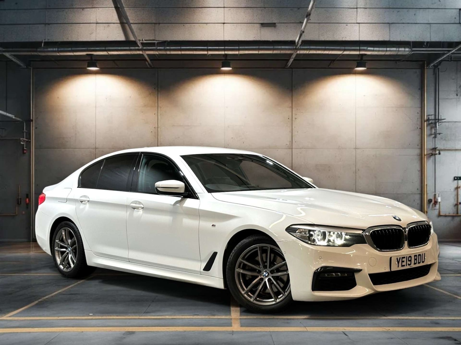 Used BMW 5 Series 2019 for sale - 76830205: Photo 1