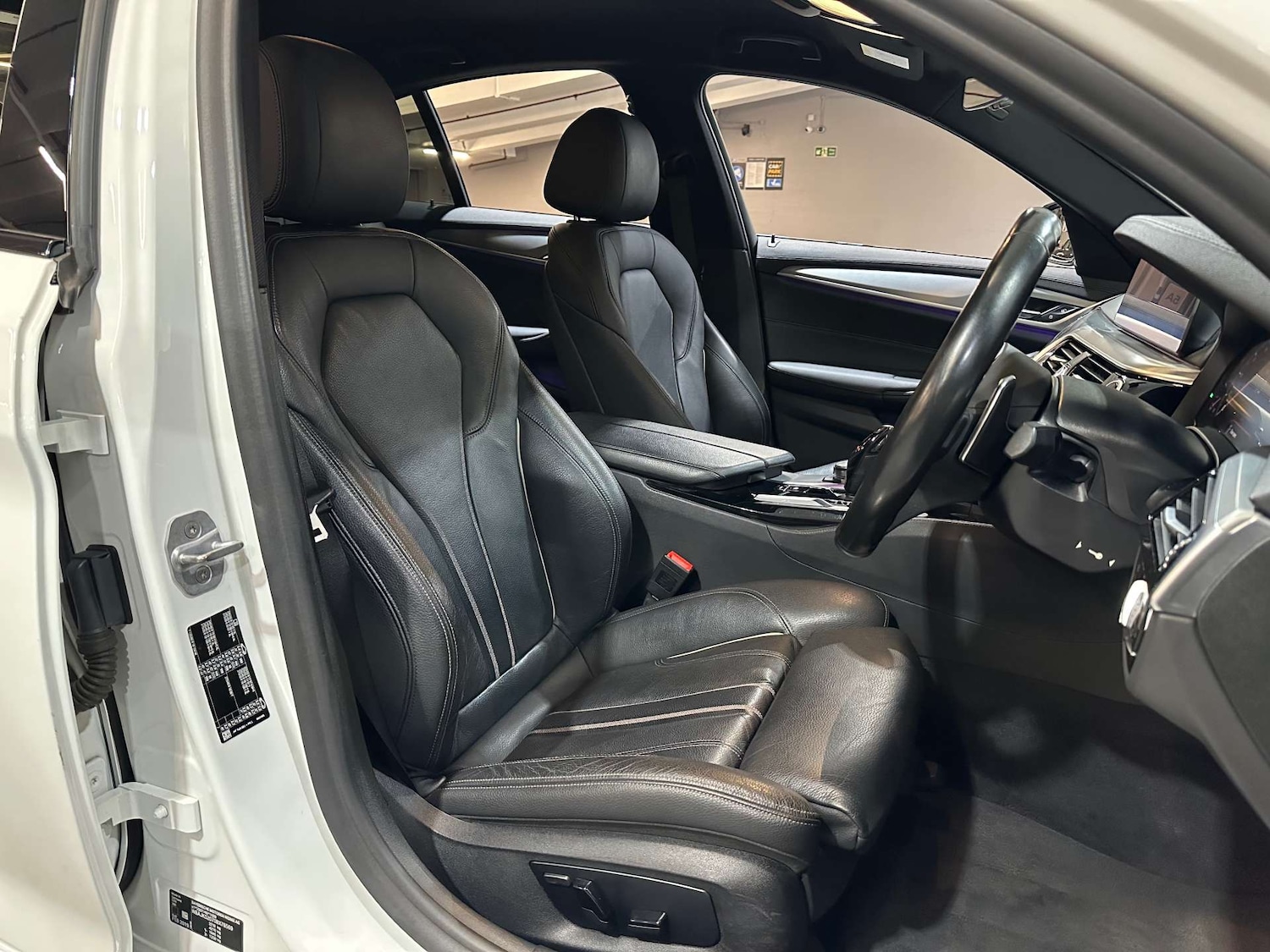 Used BMW 5 Series 2019 for sale - 76830205: Photo 15